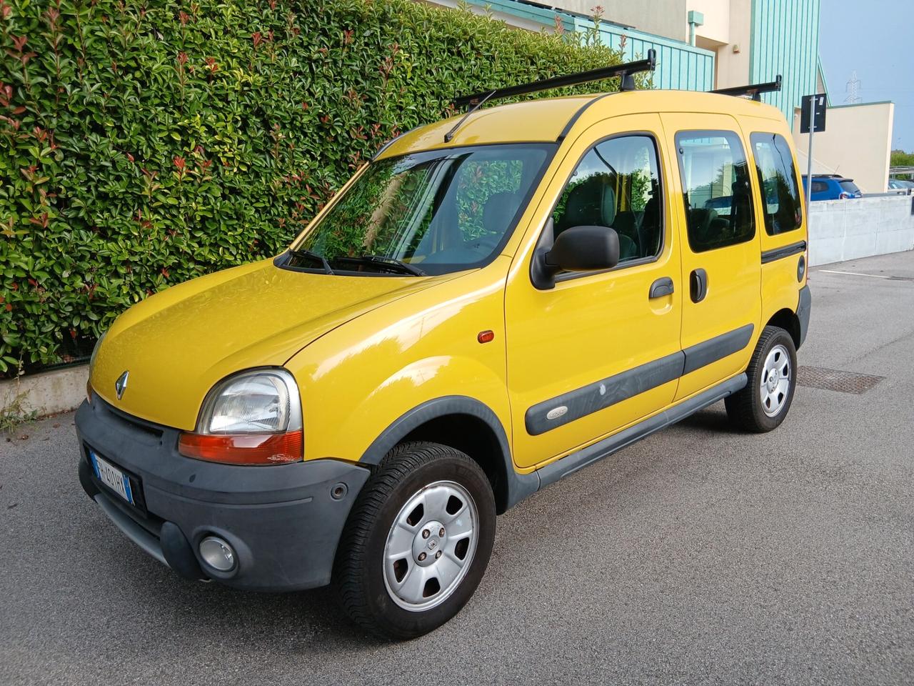Renault Kangoo 1.9 dCi 4x4 5p. Privilège con GANCIO TRAINO