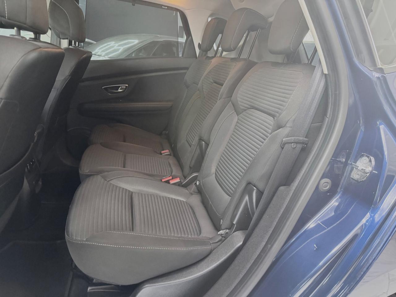 Renault Scenic Scénic dCi 8V 110 CV EDC Energy Intens