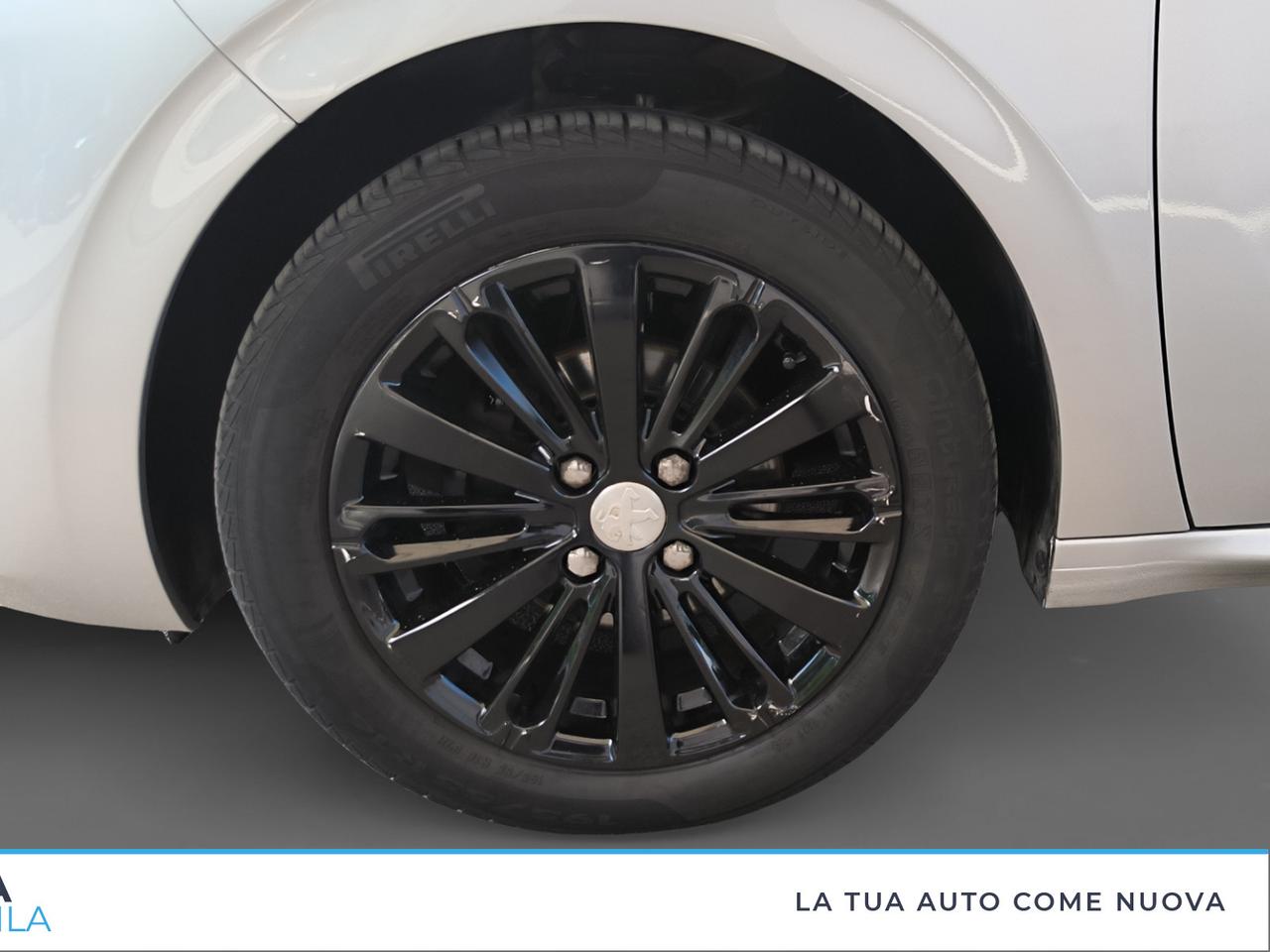 PEUGEOT 208 I 2015 - 208 5p 1.2 puretech Active s&s 82cv neopatentati