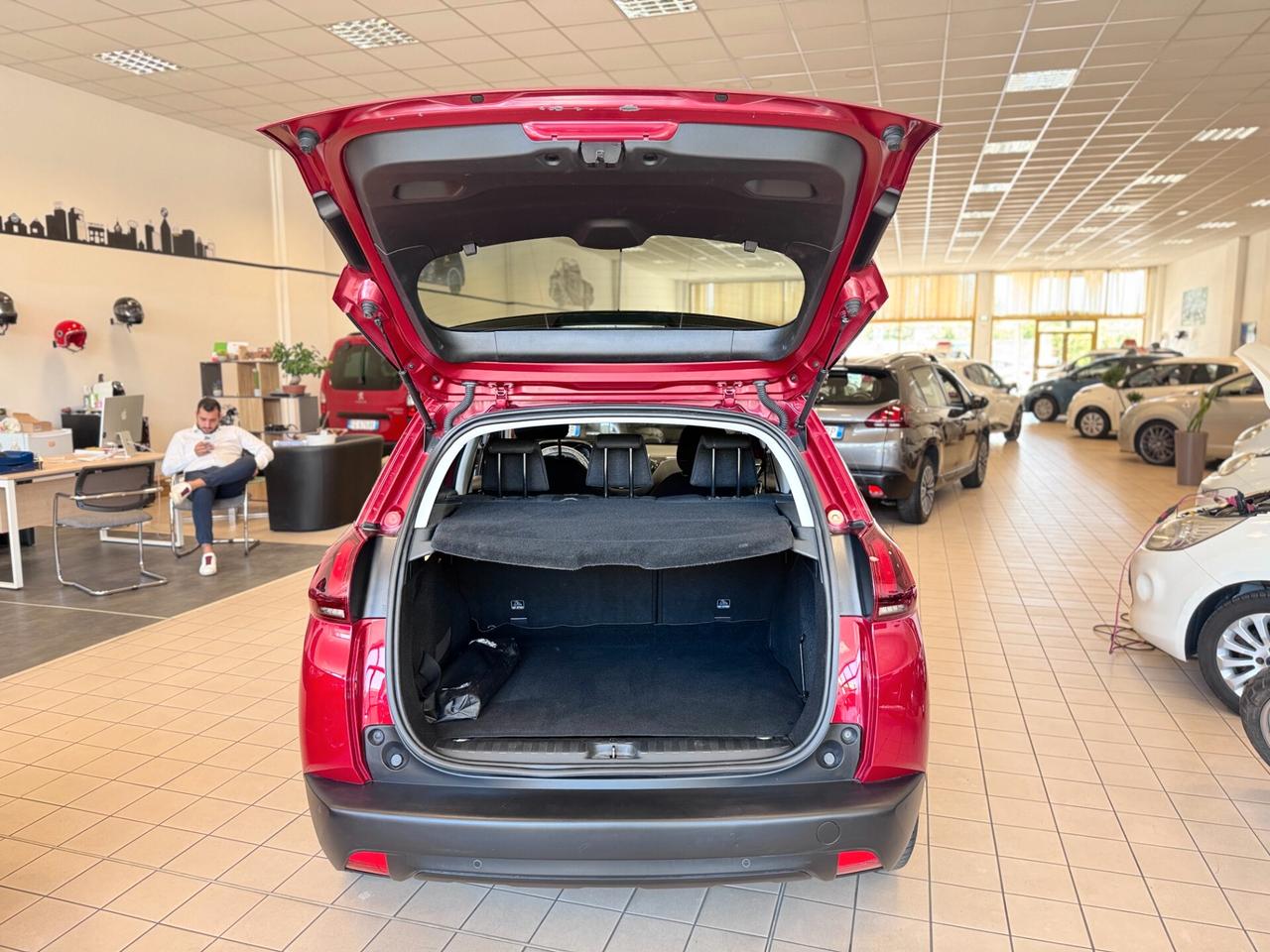 Peugeot 2008 BlueHDi 100 Allure