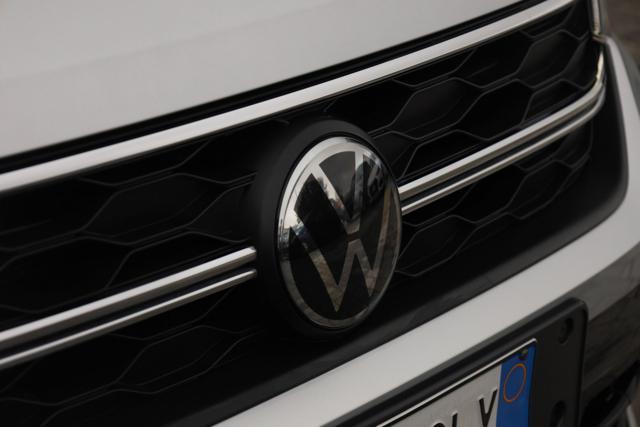 VOLKSWAGEN Taigo 1.0 TSI 110 CV DSG R-Line