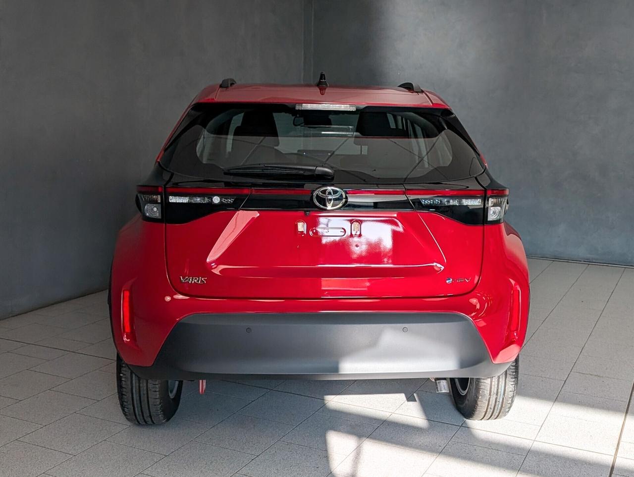 TOYOTA YARIS CROSS 1.5 HYBRID 116 CV ACTIVE KM0