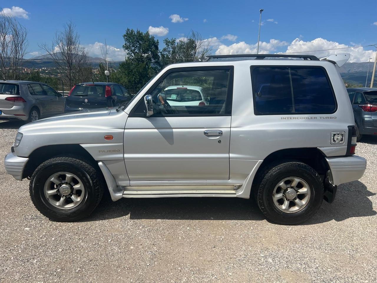 Mitsubishi Pajero 2.5 TDI Metal-top S.S. GLS Target