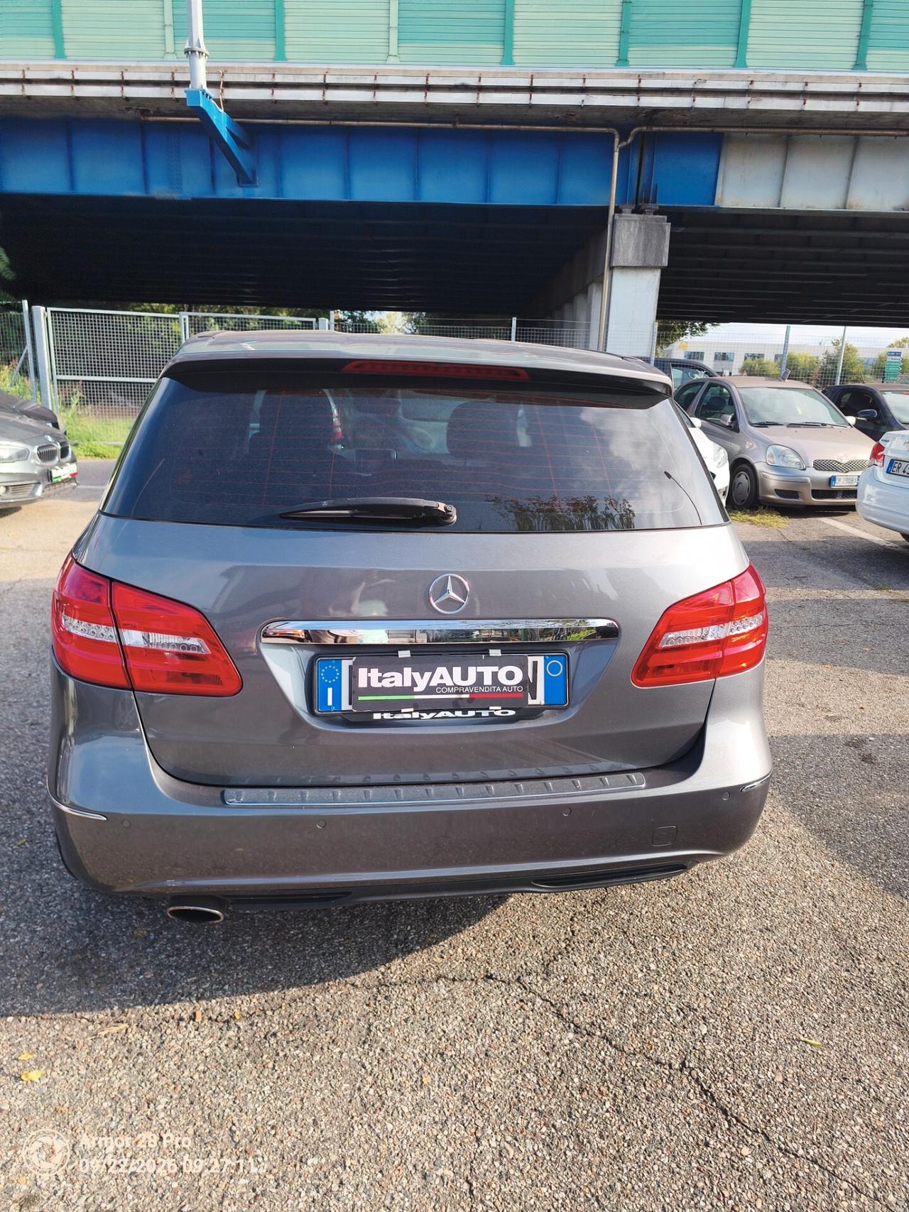 Mercedes-benz B 180 BlueEFFICIENCY Premium