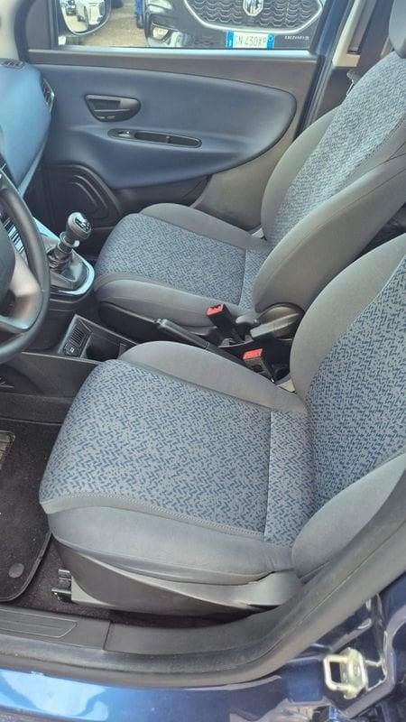 Lancia Ypsilon III 2021 1.0 firefly hybrid Oro s&s 70cv