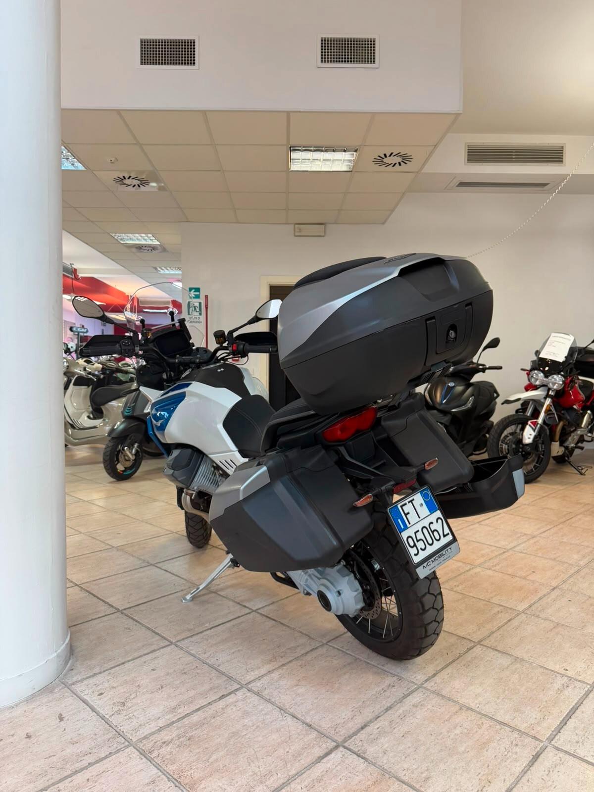 Moto Guzzi Stelvio DUECENTO TRIBUTO DEMO AZIENDALE