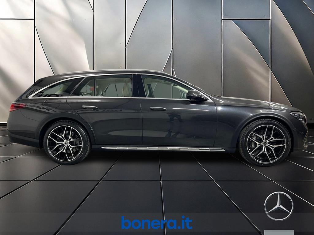 Mercedes Classe E Station Wagon All-Terrain 300 de Plug in hybrid Premium 4Matic...