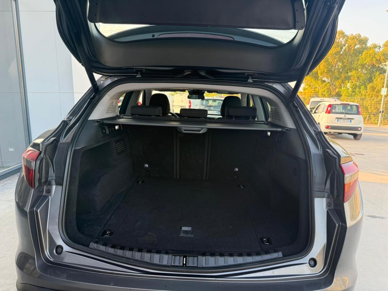 Alfa Romeo Stelvio 2.2 Turbodiesel 190 CV AT8 RWD Business