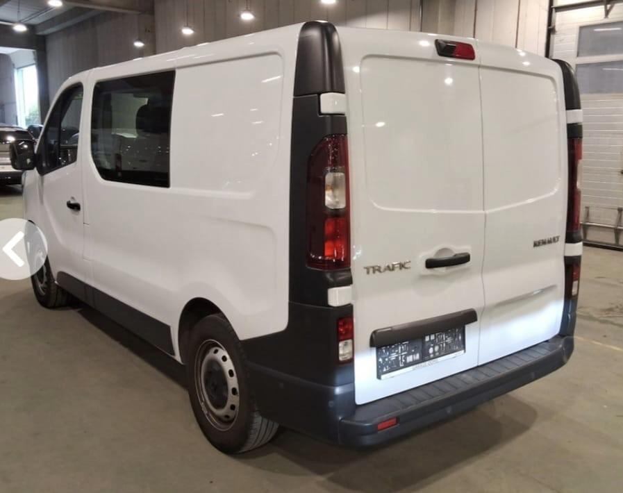 RENAULT TRAFIC 2.0 150 CV CONFORT 2.9T - PC - CAMBIO AUTOM - 6 POSTI