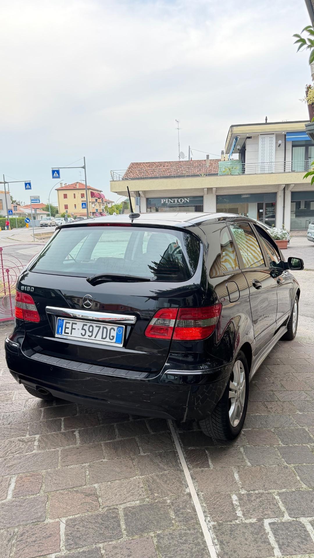 Mercedes-benz B 180 BlueEFFICIENCY Sport