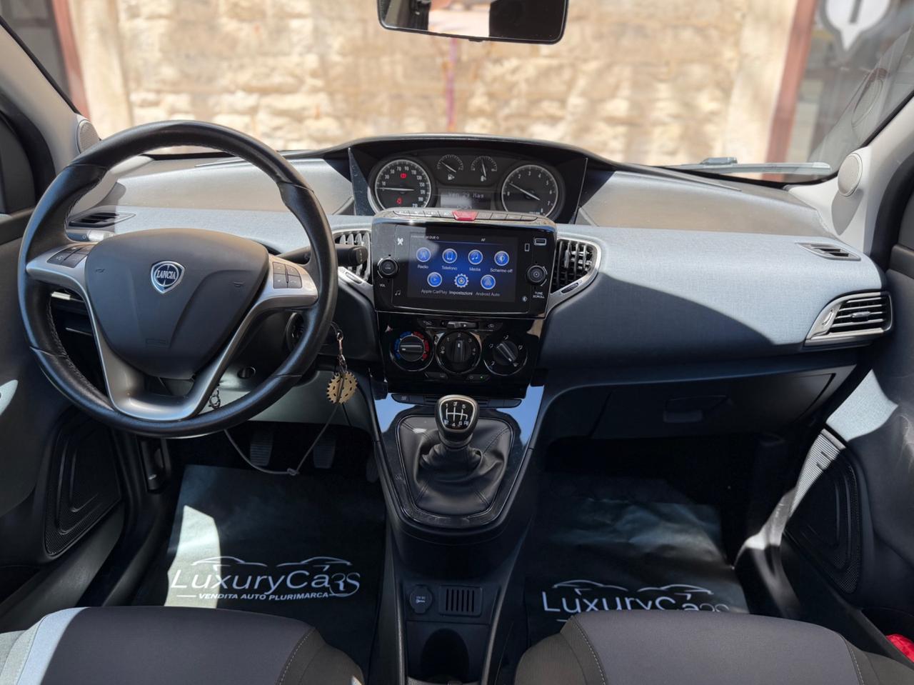 Lancia Ypsilon 1.0 FireFly 5 porte S&S Hybrid Ecochic Gold