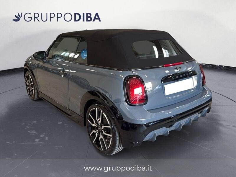 MINI Cooper Mini Cabrio F67 Mini Cabrio 2.0 C JCW auto