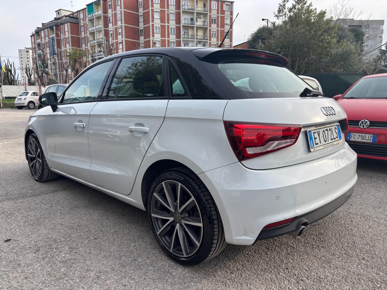 Audi A1 SPB 1.6 TDI 116 CV S tronic OK NEOPATENTATI