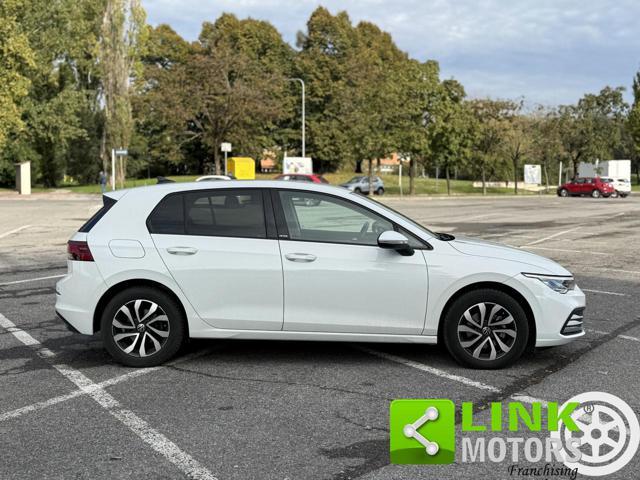 VOLKSWAGEN Golf 8 ACTIVE