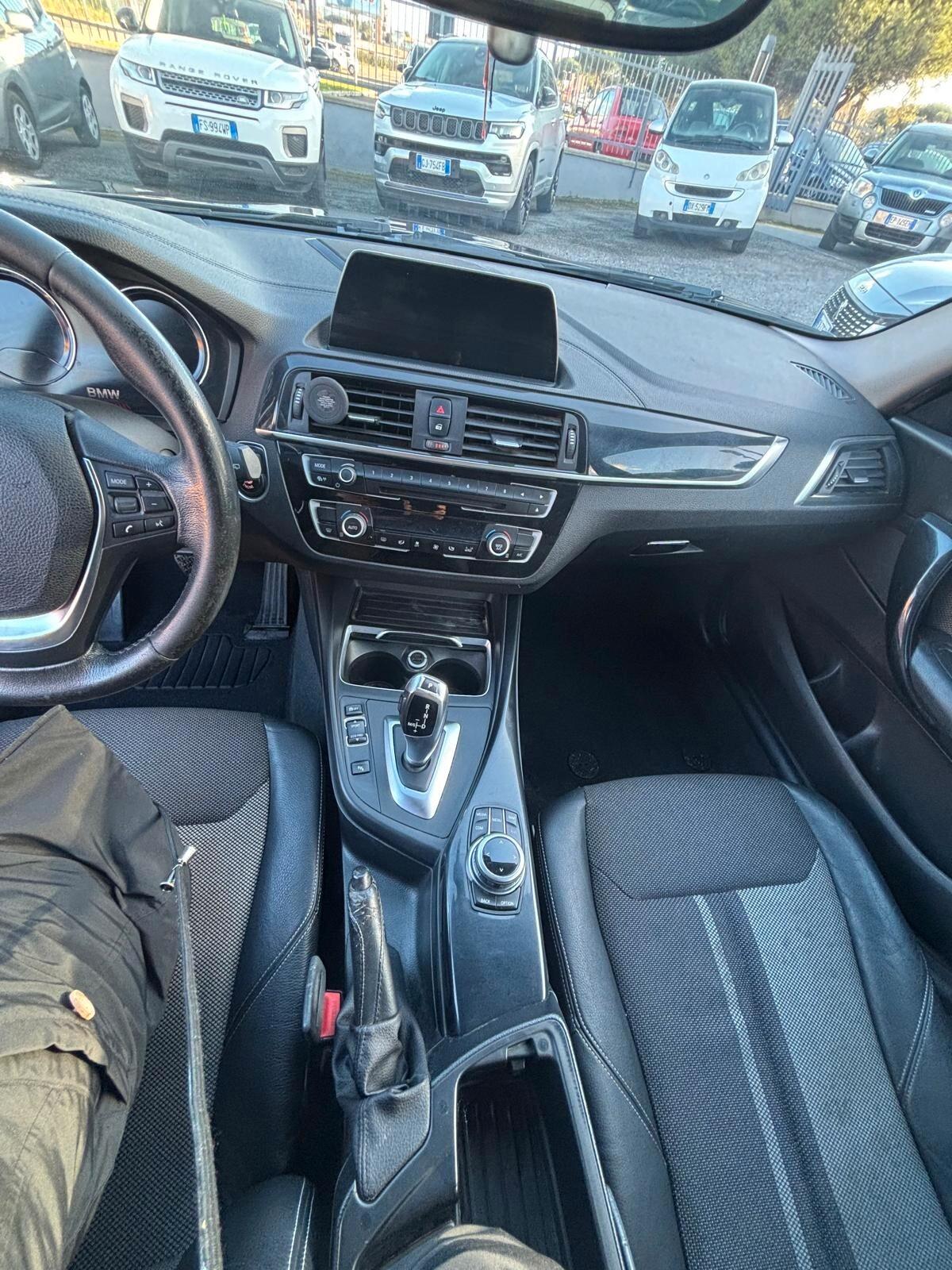 Bmw 116 116d 5p. Urban