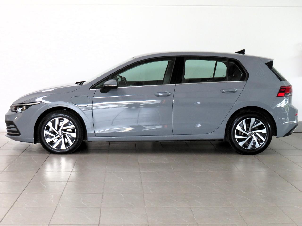 Volkswagen Golf 1.4 tsi ehybrid plugin 204cv totali - dsg