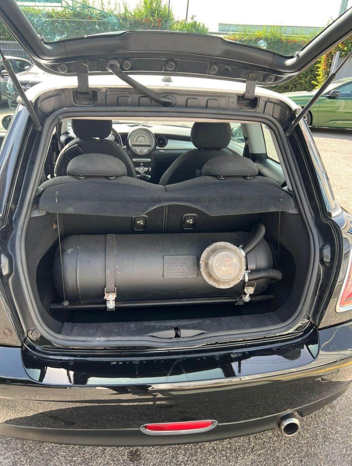 Mini Cooper D Clubman 1.6 R56 | BENZINA N12B16A CC 1598 CV 120 KW 88 BERLINA, 3 P.
