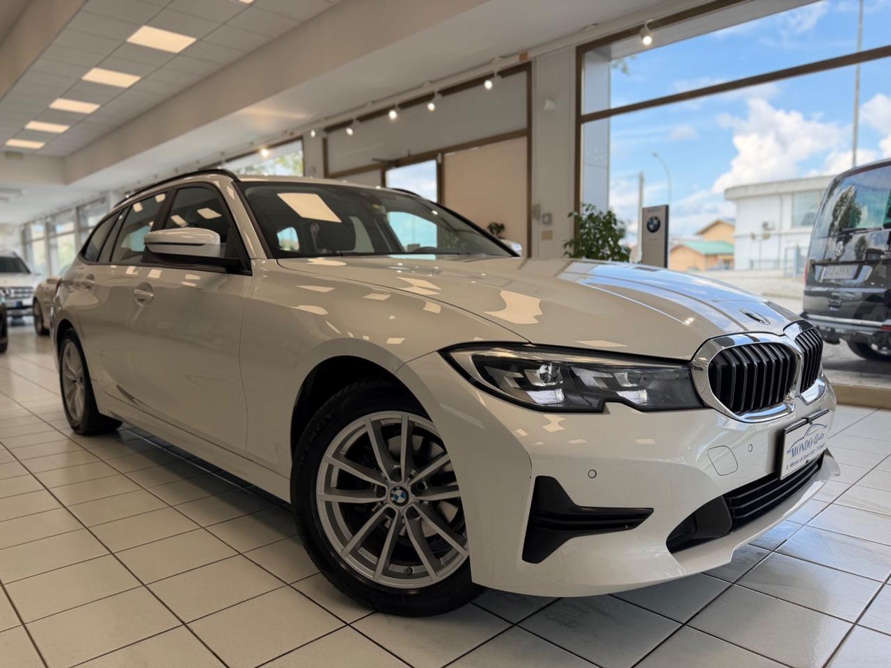 Bmw 318d 48V Touring Business Advantage