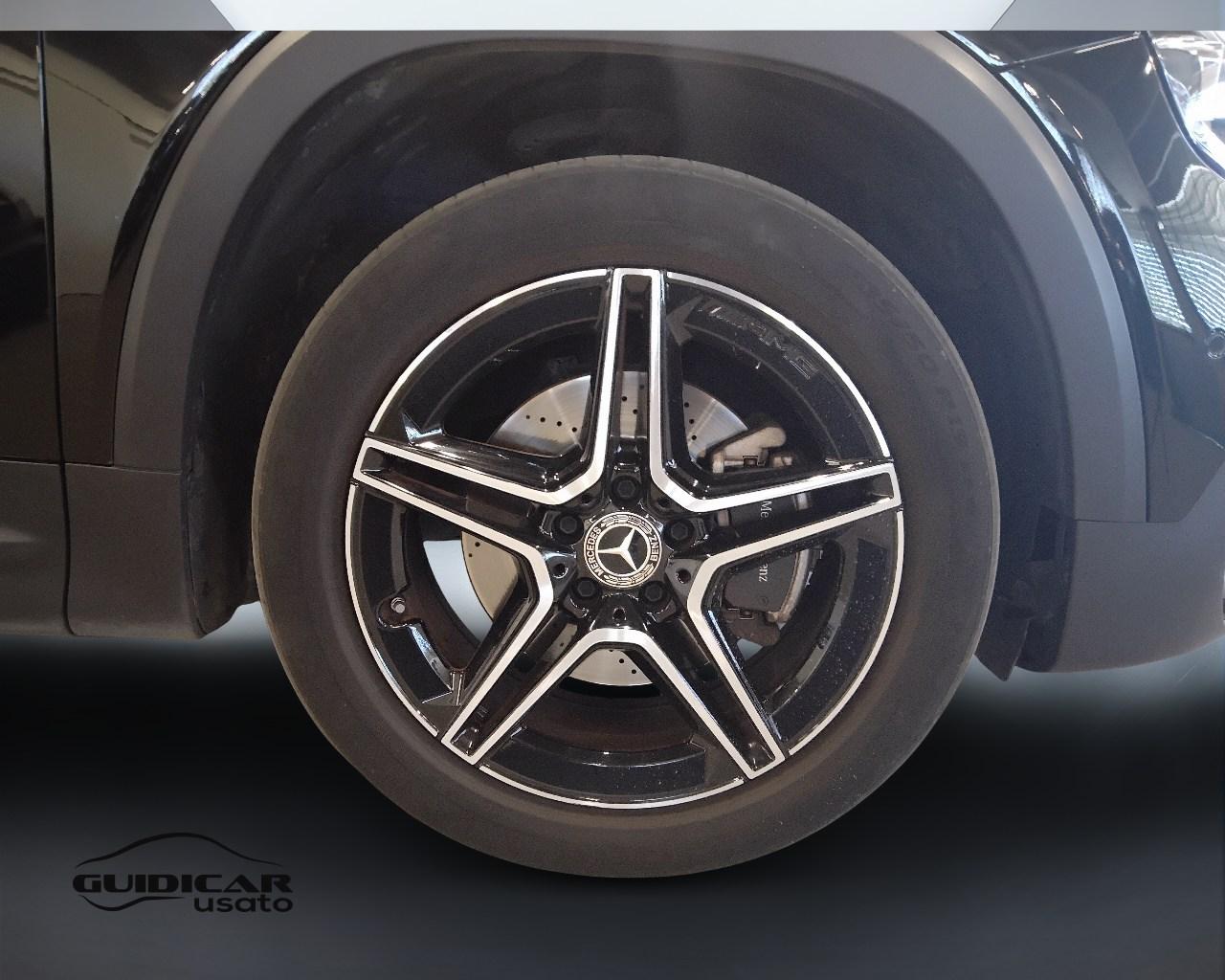 Mercedes-Benz GLB - X247 2019 - GLB 180 d Premium auto