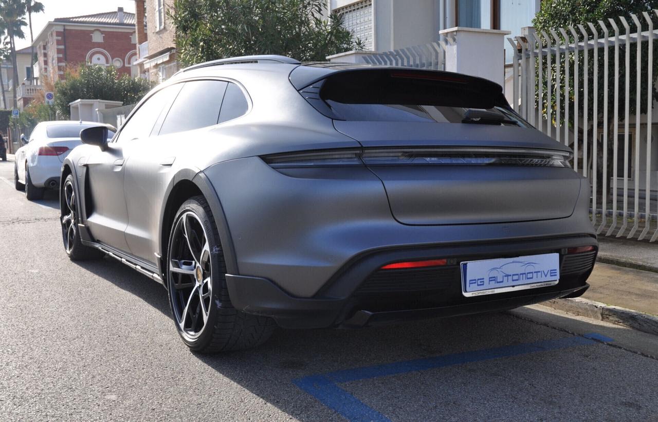 Porsche Taycan 4 Cross Turismo