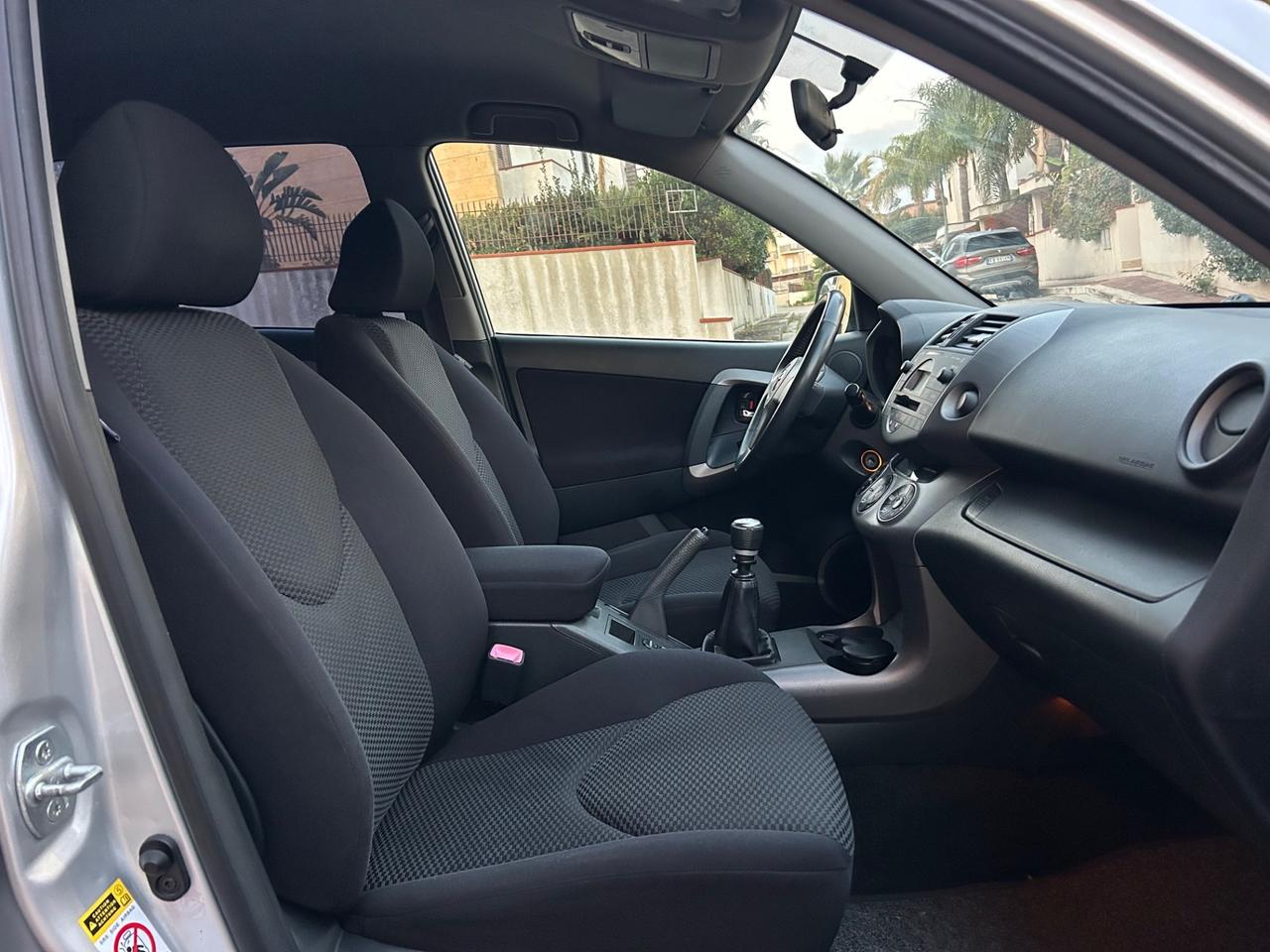 Toyota RAV 4 RAV4 2.2 D-4D 136 CV Sol unico proprietario