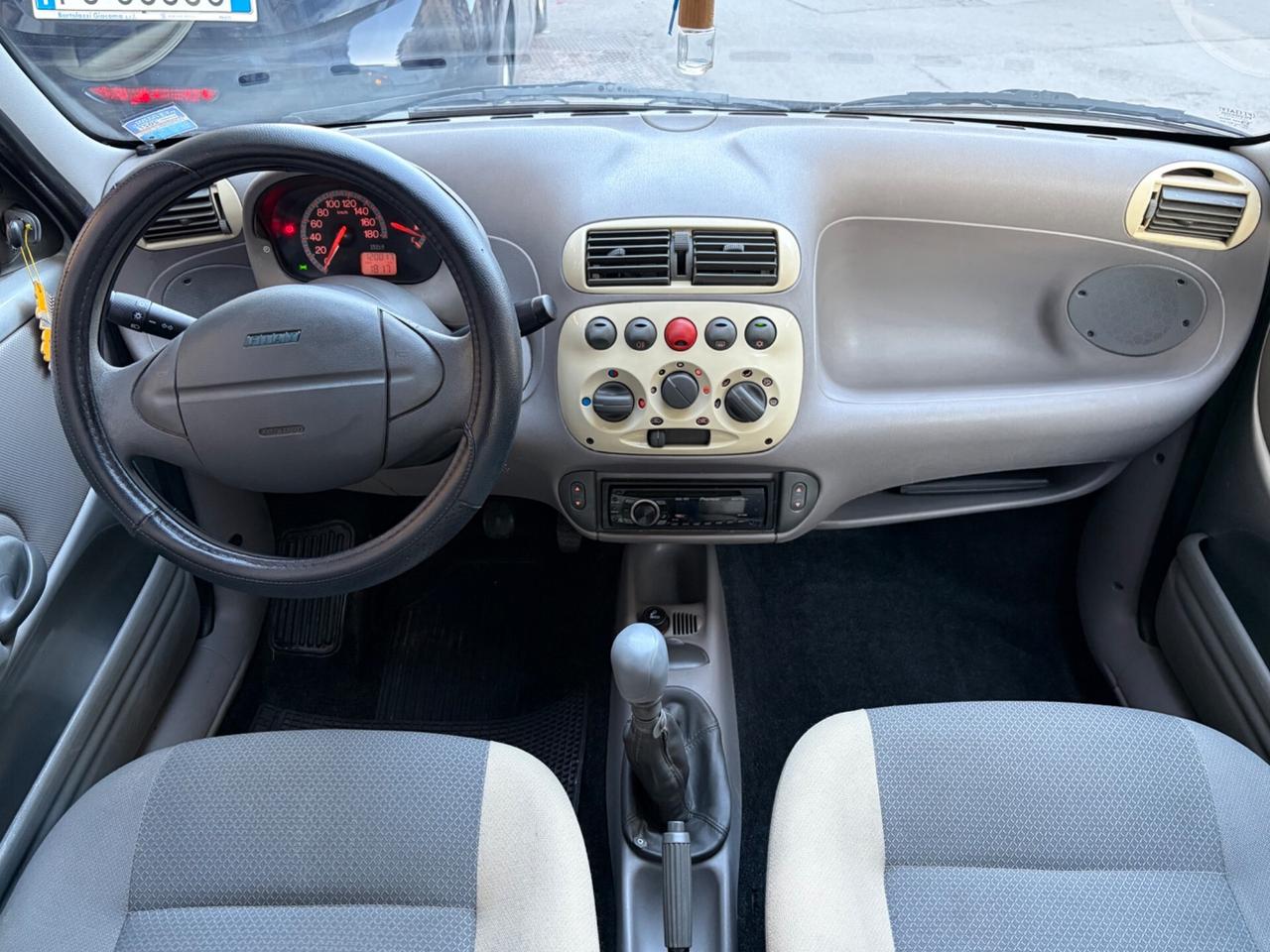 Fiat 600 CON CLIMA SERVOSTERZO&VETRI ELETTRICI