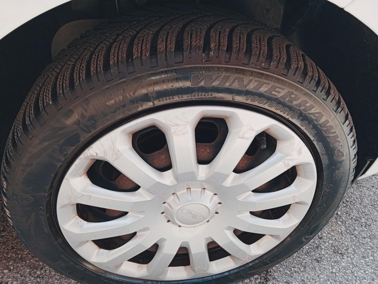 Ford Fiesta 1.4 5p. Bz.- GPL Titanium