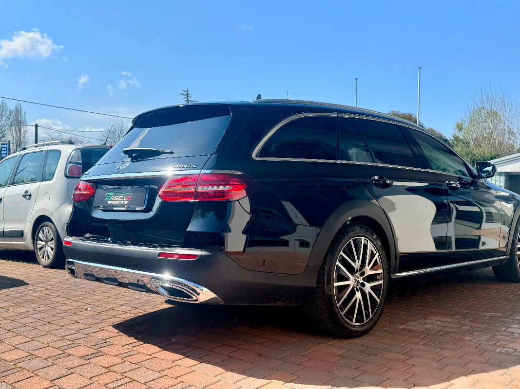 Mercedes Classe E 220 d mhev Business Sport 4matic auto