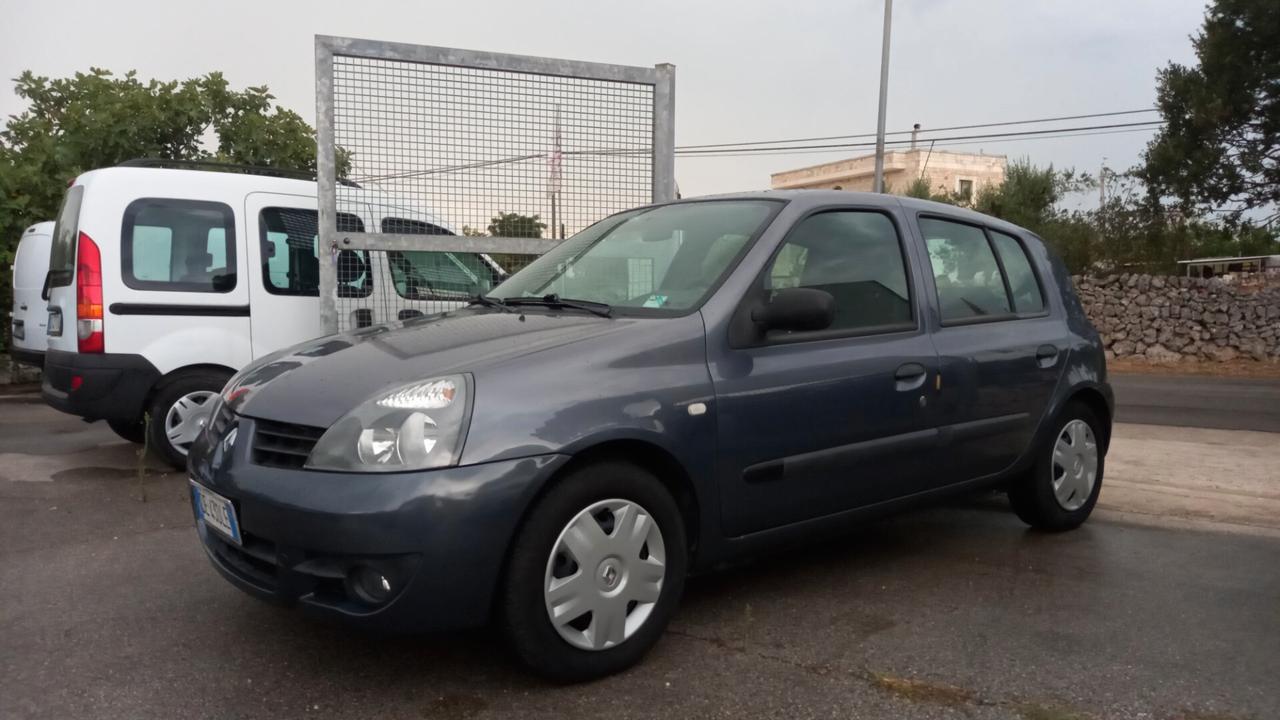 Renault Clio Storia 1.2 5 porte GPL Confort