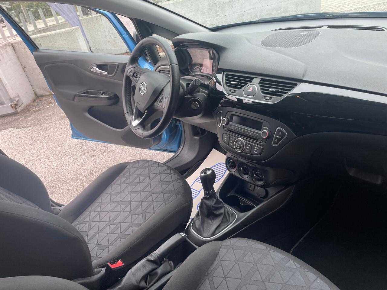 Opel Corsa 1.2 5 porte Black Edition x NEOPATENTATI