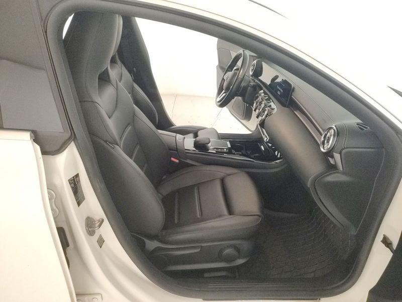 Mercedes-Benz CLA Shooting Brake 180 d Sport auto
