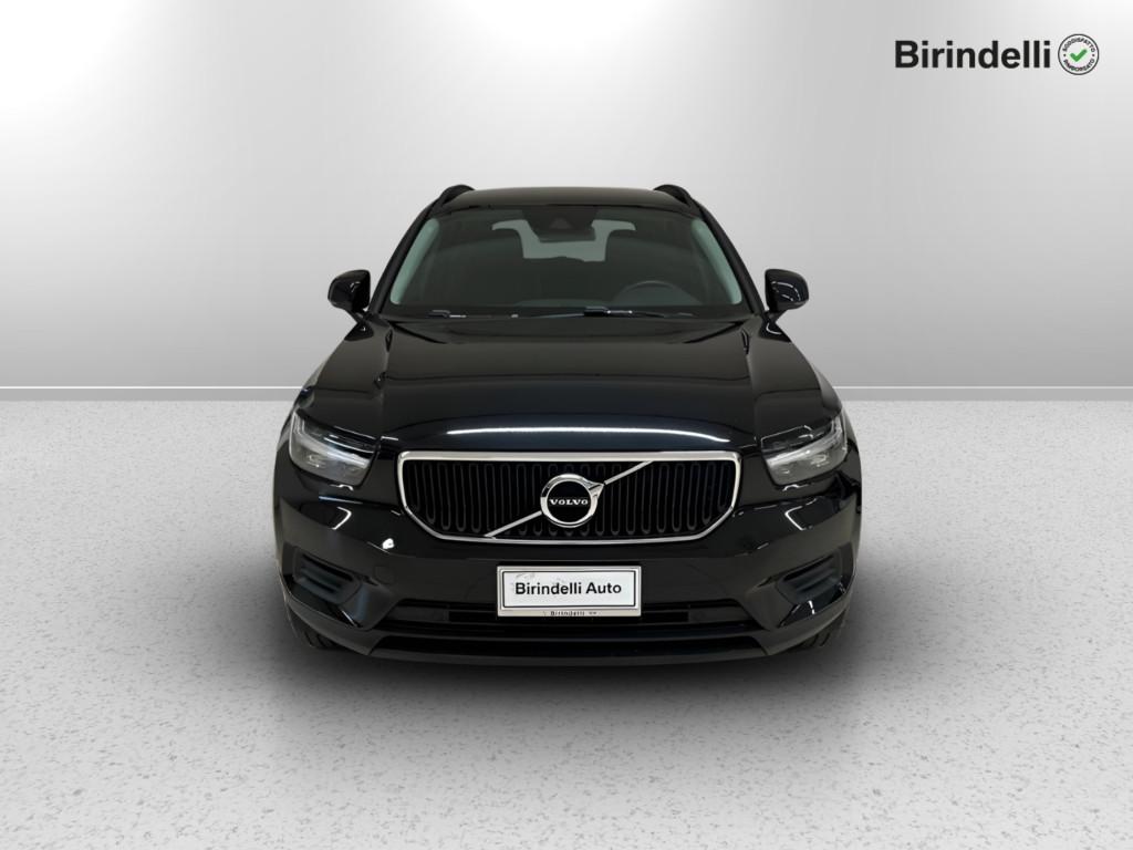 VOLVO XC40 (2017-->) - XC40 T2 Momentum