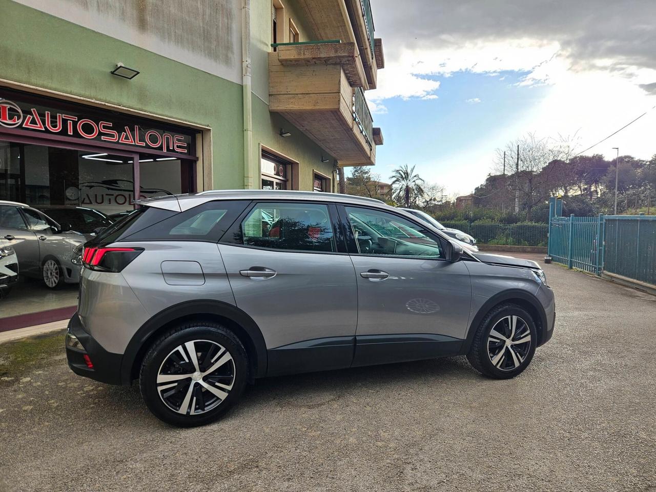 Peugeot 3008 BlueHDi 130 S&S EAT8 Allure