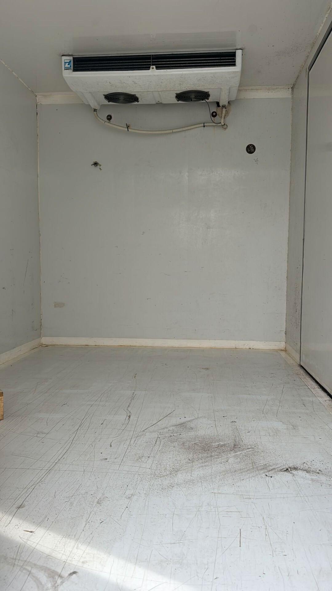 Peugeot Boxer 335 2.0 160CV PM CELLA FRIGORIFERA PRESA GIORNO