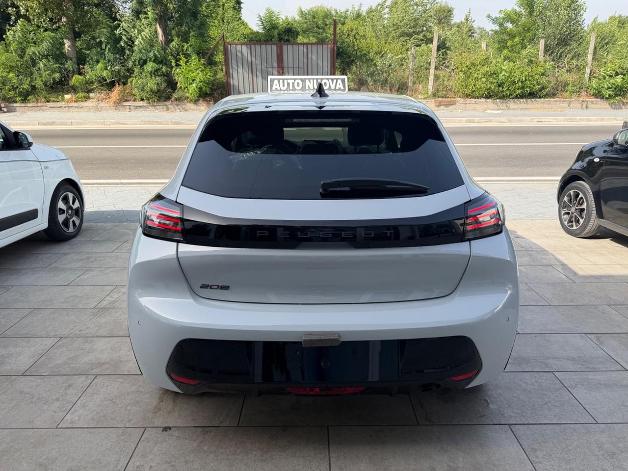 Peugeot 208 1.2 100 cv