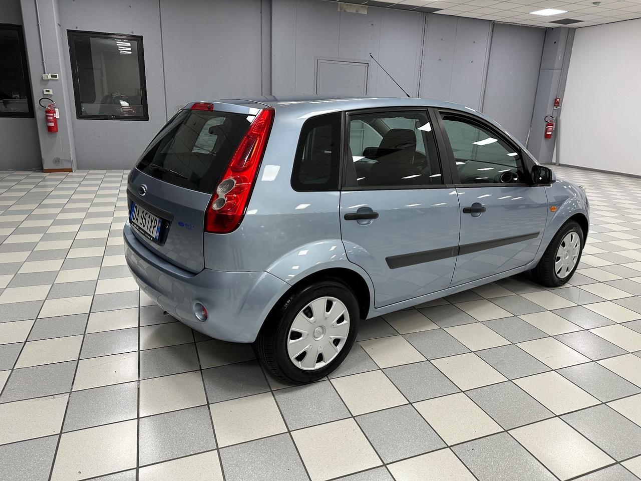 Ford Fiesta 1.2 16V 5p. Titanium