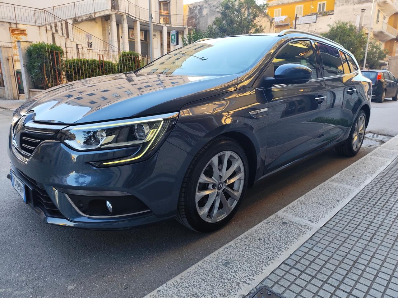 Renault Mégane Sporter 1.5 dCi NAVI PELLE AUTOMATICA