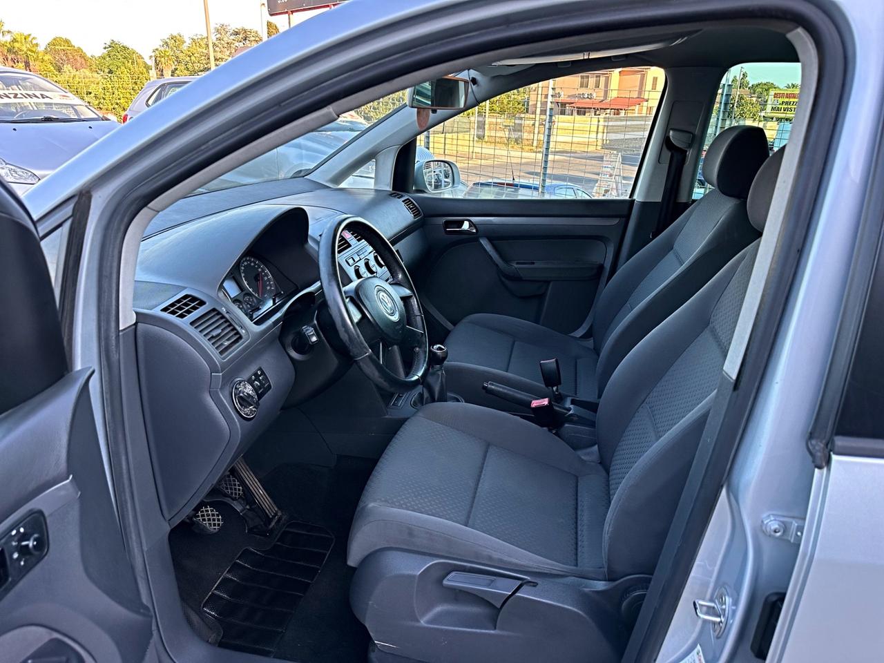 Volkswagen Touran 2.0 16V TDI DSG Highline Garanzia 12 Mesi