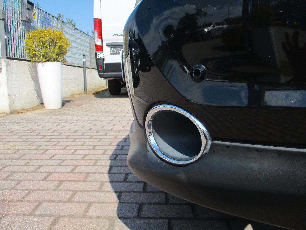 Nissan Qashqai 1.5 dCi N-Connecta TETTO/360/Frenata