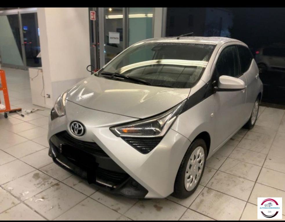 TOYOTA - Aygo - Con. 1.0 VVT-i 72 CV 5p. x-play MMT