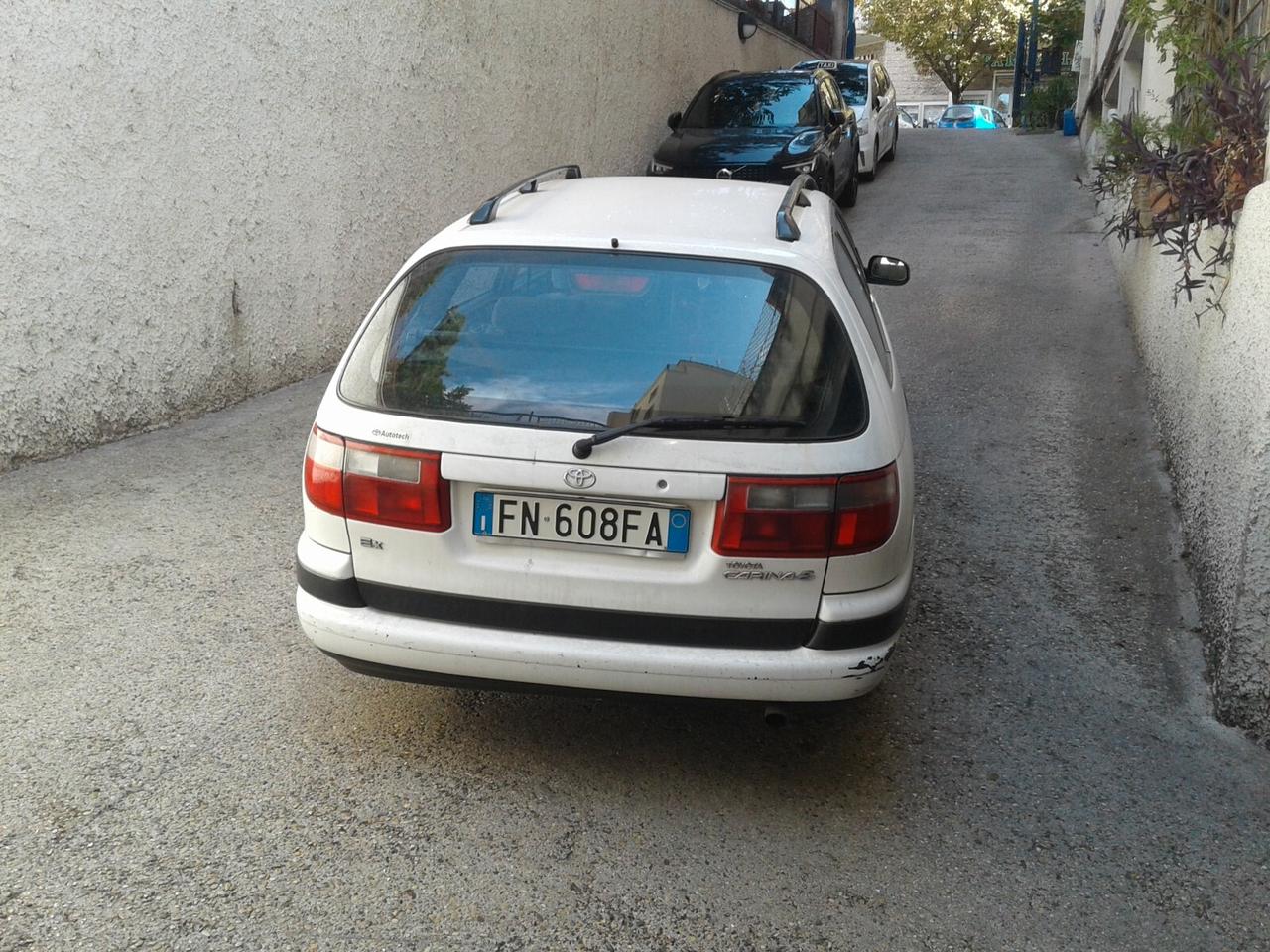 Toyota Carina E 1.6 16V cat Station Wagon GLi con Gpl