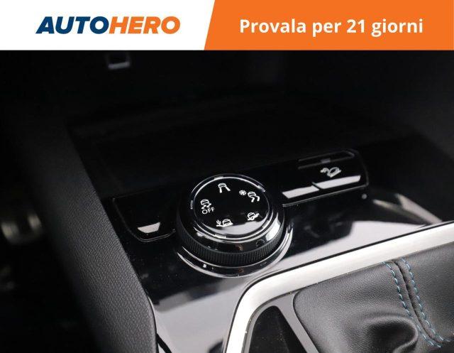 PEUGEOT 5008 BlueHDi 130 S&S Crossway