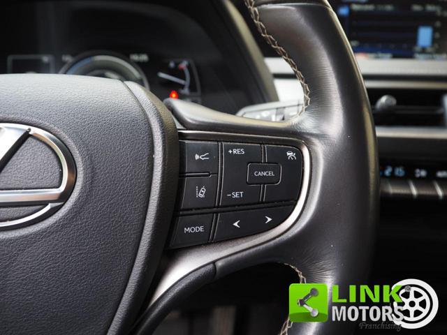 LEXUS UX 250h Hybrid Business