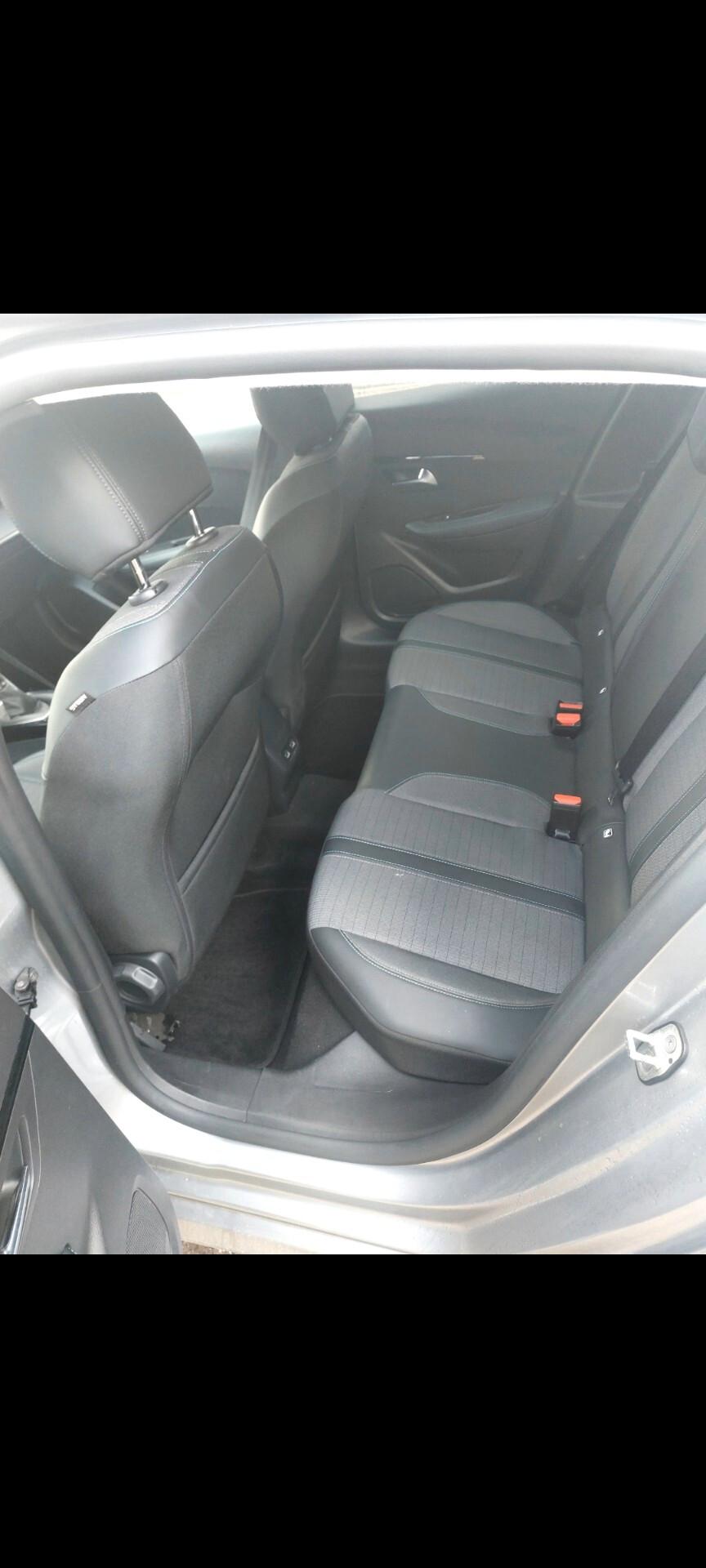 Peugeot 208 1.5 DIESEL 53 mila km dicembre 2022 prov nord italia