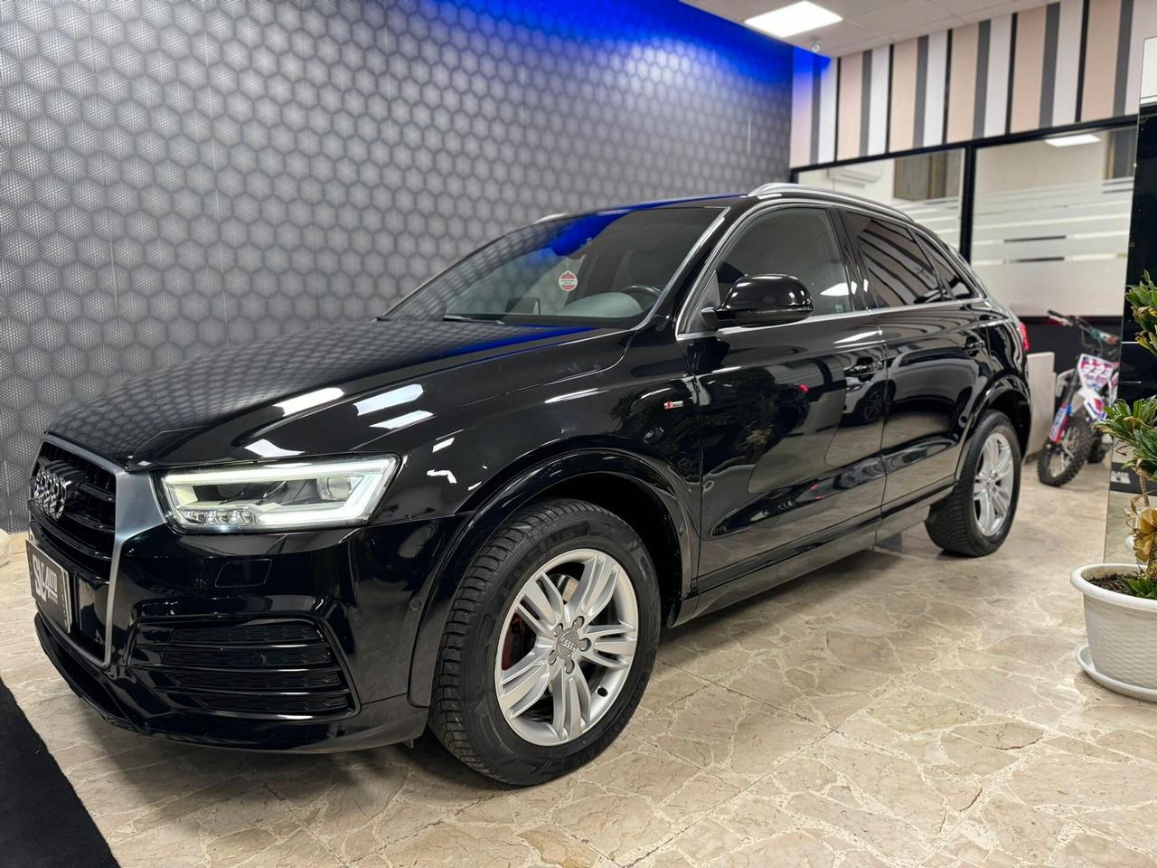 Audi Q3 2.0 TDI 150 CV quattro S tronic Business