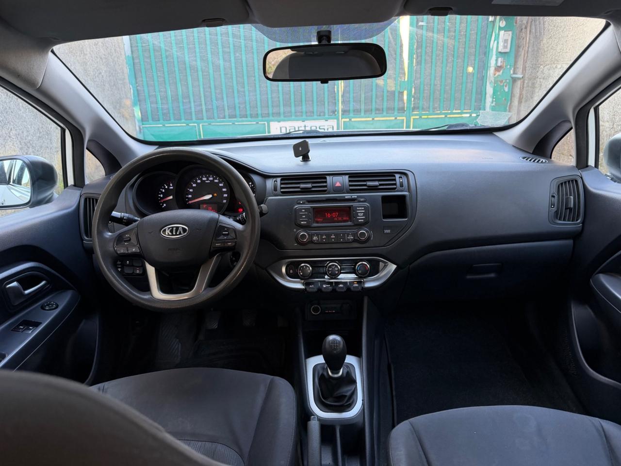 Kia Rio 1.1 CRDi WGT 5p. LX