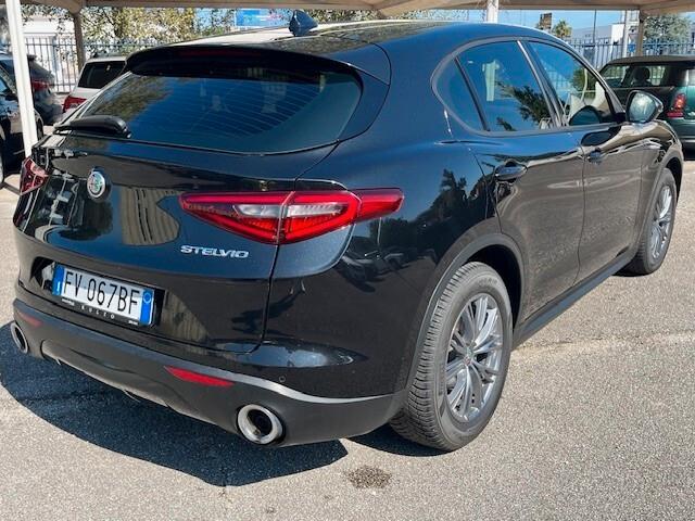 Alfa Romeo Stelvio 2.2 Turbodiesel 190 CV AT8 RWD Executive
