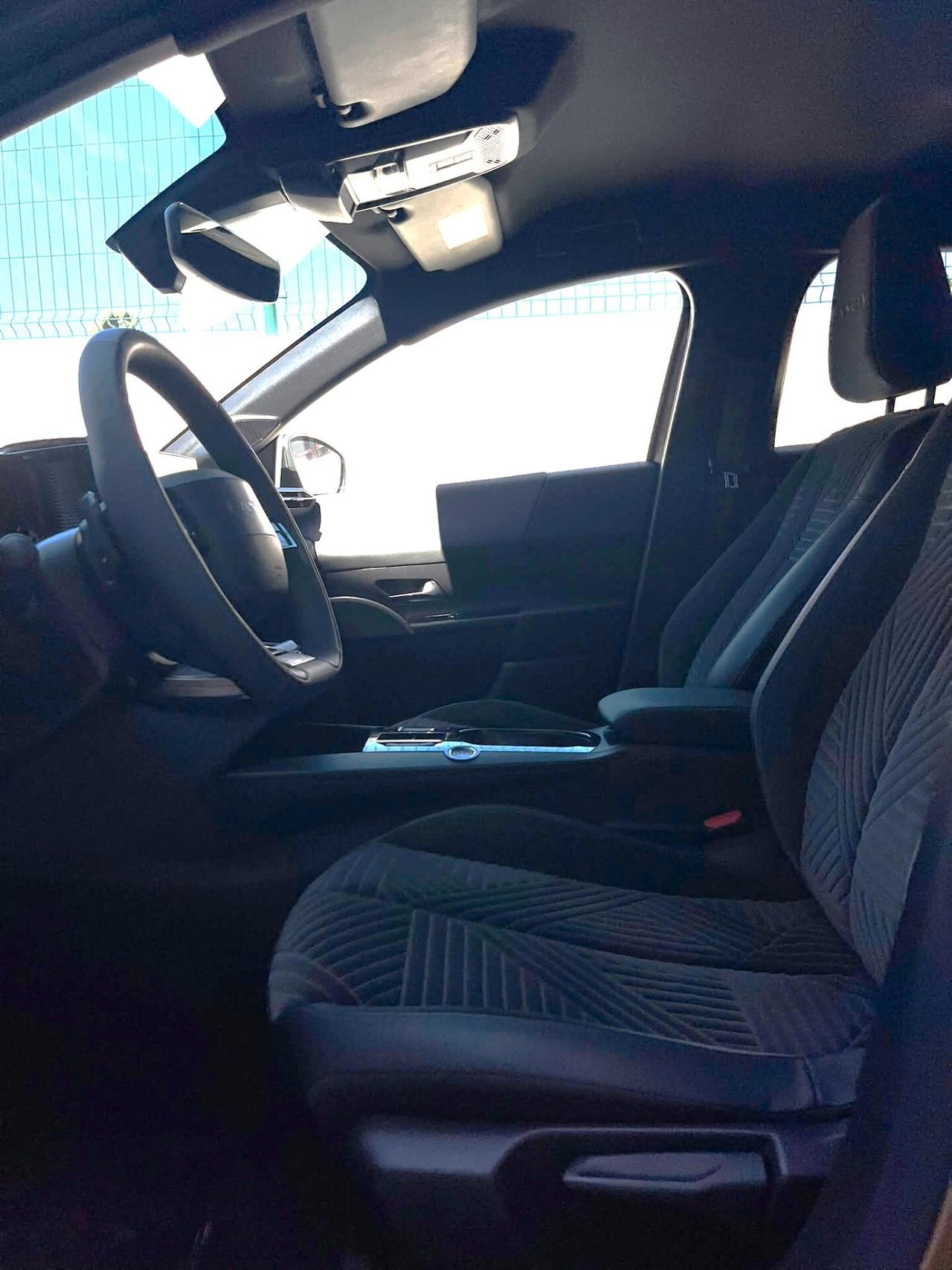 Lancia Ypsilon Hybrid e-DCT LX