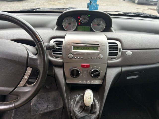 LANCIA Ypsilon 1.2 ADATTA A NEOPATENTATI