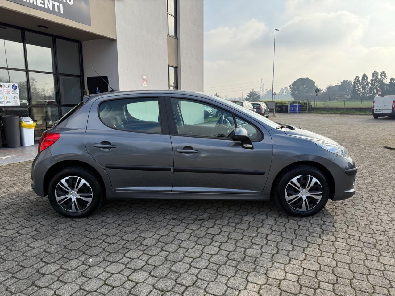 Peugeot 207 1.4 8V 75CV 5p. Energie Sport ECO GPL